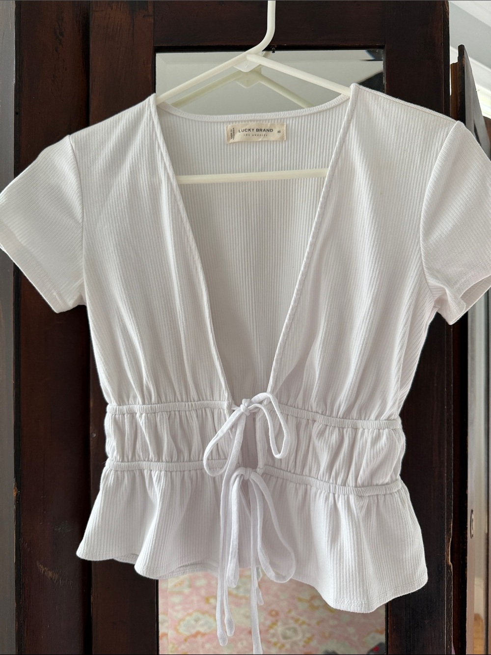 Lucky Brand White Ribbed Tie-Waist Peplum Top